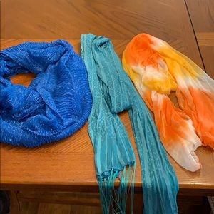 Bundle of 3 scarves